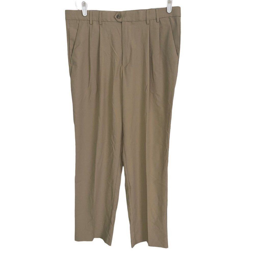 Dockers Pants Men's Tan Golf‎ Pleated Relaxed Fit Khakis Sz 36 NWT